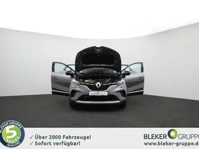 Gebraucht Renault Captur Intens 140 PS (102 kW) 2022 Grau kng + schwarz gne SUV