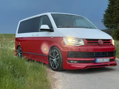 Gebraucht VW Multivan 239 PS (175 kW) 2016 Rot Van / Kleinbus