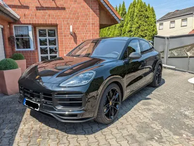 Gebraucht Porsche Cayenne Turbo GT 640 PS (470 kW) 2024 Schwarz SUV