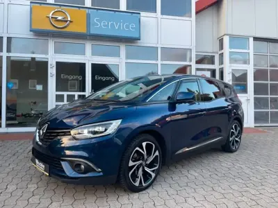 Usata Renault Scenic E-Tech Bose Edition 140 CV (102 kW) 2018 Blu Monovolume