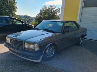 Gebraucht 1984 Mercedes E230 Coupé | 10.499 €