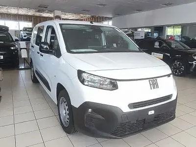 Neu Fiat Doblò 102 PS (75 kW) 2026 Weiß Van / Kleinbus
