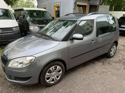Gebraucht Skoda Roomster Plus Edition 86 PS (63 kW) 2013 Platingrau metallic Van / Kleinbus