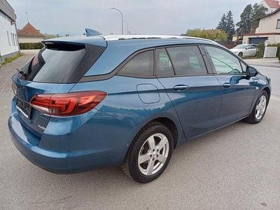 Usata Opel Astra 125 CV (91 kW) 2017 Blu Station wagon