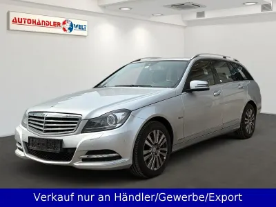 Gebraucht Mercedes C220 170 PS (125 kW) 2012 Iridiumsilber Kombi
