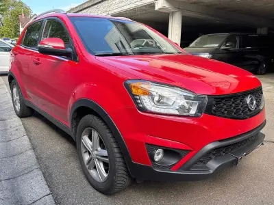 Usata SsangYong Korando Crystal 150 CV (110 kW) 2015 Rosso SUV