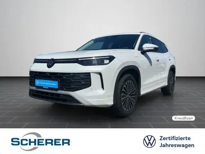 Gebraucht VW Tayron Elegance 204 PS (150 kW) 2025 Oryxweiß perlmutteffekt (metallic) SUV