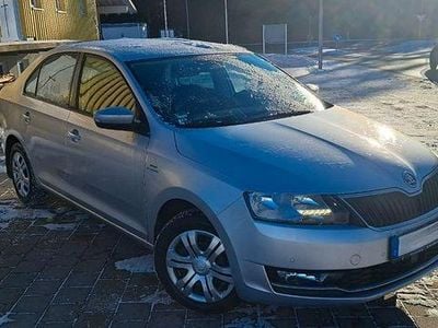 Grau Gebraucht 2019 Skoda Rapid Clever Limousine | 10.990 € (Fairer Preis)