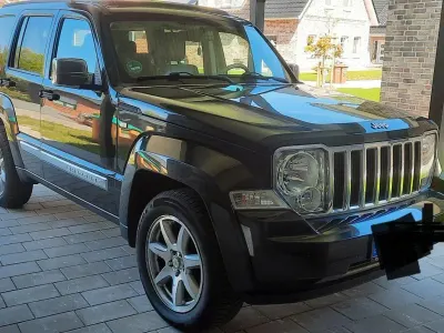 Gebraucht Jeep Cherokee Limited 200 PS (147 kW) 2009 Schwarz SUV
