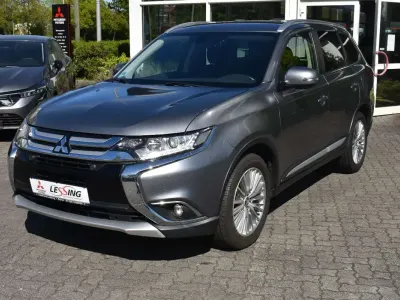 Second-hand Mitsubishi Outlander Edition 150 CP (110 kW) 2017 Gri SUV