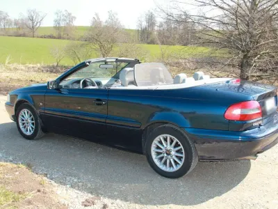 Gebraucht Volvo C70 163 PS (119 kW) 2000 Blau Cabrio