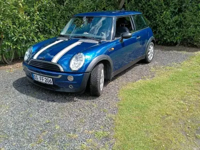 Käytetty Mini Cooper 90 HP (66 kW) 2001 Sininen Viistoperä