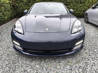 Porsche Panamera 4S