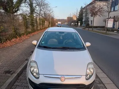 Gebraucht Fiat Punto Evo 77 PS (56 kW) 2010 Grau Kleinwagen