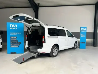 Neu Ford Transit Titanium 122 PS (89 kW) 2026 Frostweiß Kombi