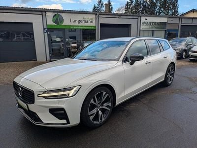 Gebraucht Volvo V60 R-Design 197 PS (144 kW) 2022 Weiß Kombi