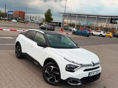 Gebraucht Citroën C4 PureTech 131 PS (96 kW) 2022 Weiß Limousine