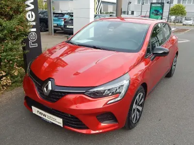 Gebraucht Renault Clio V Equilibre 91 PS (66 kW) 2023 Rot Kleinwagen