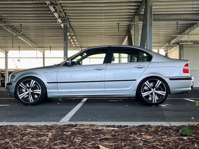 BMW 325
