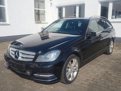Gebraucht Mercedes C250 204 PS (150 kW) 2012 Schwarz Kombi