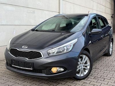 Gebraucht Kia Ceed Sportswagon Edition 7 135 PS (99 kW) 2013 Grau Kombi