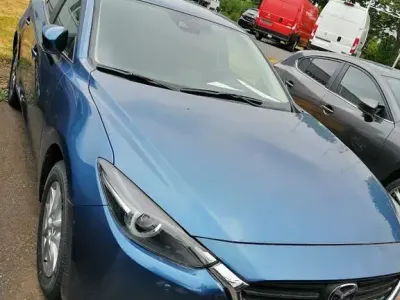 Używany Mazda 3 Exclusive-Line 120 KM (88 kW) 2018 Niebieski Sedan/Limuzyna