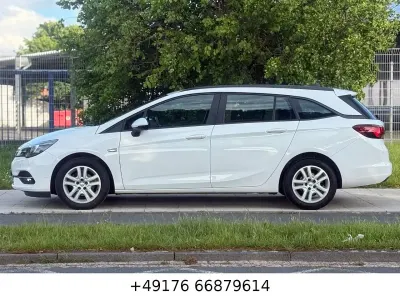 Gebraucht Opel Astra Edition 105 PS (77 kW) 2020 Schneeweiss/summitwhite/arctic Kombi