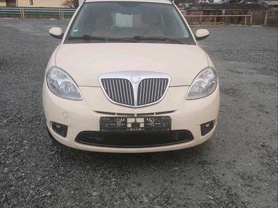 Gebraucht Lancia Ypsilon 70 PS (51 kW) 2004 Gelb Kleinwagen