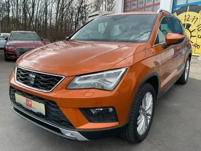 Usado Seat Ateca 4Drive 150 CV (110 kW) 2017 Naranja SUV