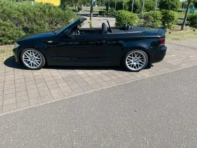 Gebraucht BMW 135 Cabriolet Performance 306 PS (225 kW) 2010 Schwarz Cabrio