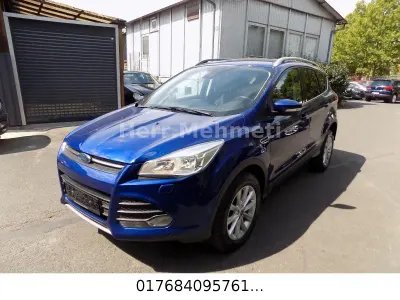 Gebraucht Ford Kuga SYNC Edition 150 PS (110 kW) 2016 Blau SUV