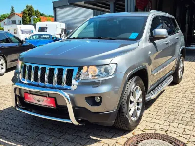 Gebraucht Jeep Grand Cherokee Laredo 241 PS (177 kW) 2012 Mineral grey (metallic) SUV
