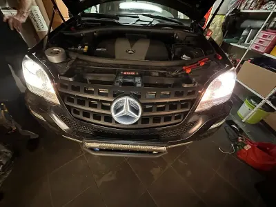 Gebraucht Mercedes ML300 204 PS (150 kW) 2010 Schwarz SUV