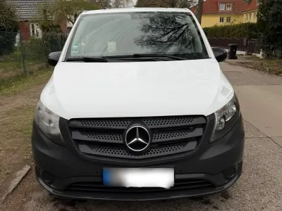 Używany Mercedes Vito 114 KM (83 kW) 2017 Biały Van