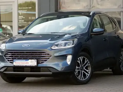 Gebraucht Ford Kuga Titanium 225 PS (165 kW) 2020 Blau SUV