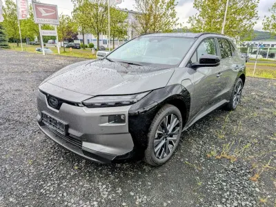 Uusi Subaru Solterra Comfort 252 kW (343 HP) 2026 Harmaa Katumaasturi