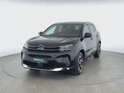 Gebraucht Citroën C5 Aircross PureTech 131 PS (96 kW) 2023 Lackierung schwarz perla nera/ SUV