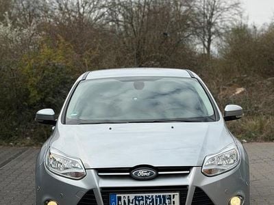 Gebraucht Ford Focus 125 PS (91 kW) 2013 Grau Kleinwagen
