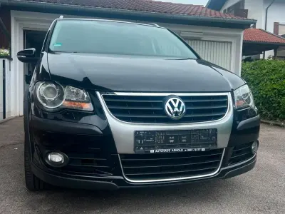 Gebraucht VW Touran Cross 105 PS (77 kW) 2009 Schwarz Van / Kleinbus