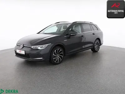 Gebraucht VW Golf VIII Style 150 PS (110 kW) 2022 Uranograu Kombi