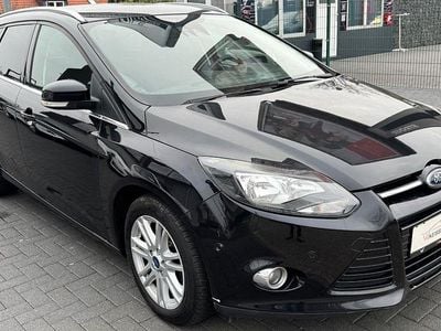 Schwarz Gebraucht 2014 Ford Focus Titanium Kombi | 5.999 € (Fairer Preis)