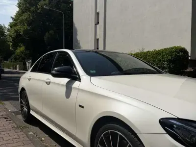 Gebraucht Mercedes E350 298 PS (219 kW) 2018 Weiß Limousine