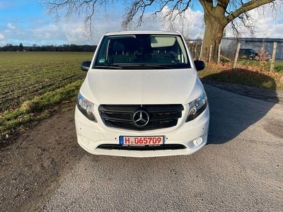 Weiß Gebraucht 2022 Mercedes Vito Van | 31.000 € (Superpreis)
