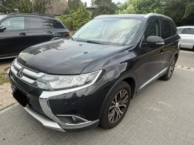Gebraucht Mitsubishi Outlander 150 PS (110 kW) 2015 Schwarz SUV