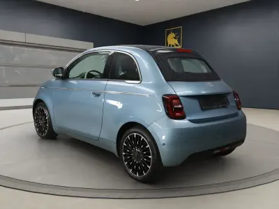 Brugt Fiat 500e La Prima 86 kW (118 HK) 2022 Blå Cabriolet