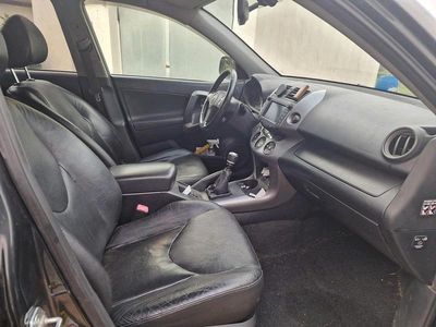 Usata Toyota RAV4 177 CV (130 kW) 2006 Nero SUV