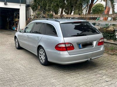 gebraucht Mercedes E280 