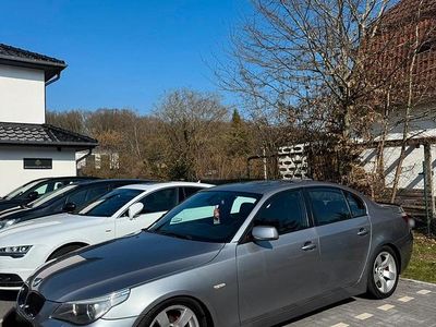Gebraucht BMW 525 177 PS (130 kW) 2007 Grau Limousine