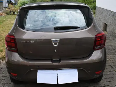Gebraucht Dacia Sandero 73 PS (53 kW) 2018 Braun Limousine