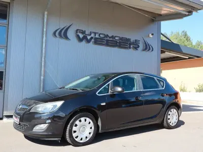 Gebraucht Opel Astra Sport 125 PS (91 kW) 2011 Black sapphire Limousine